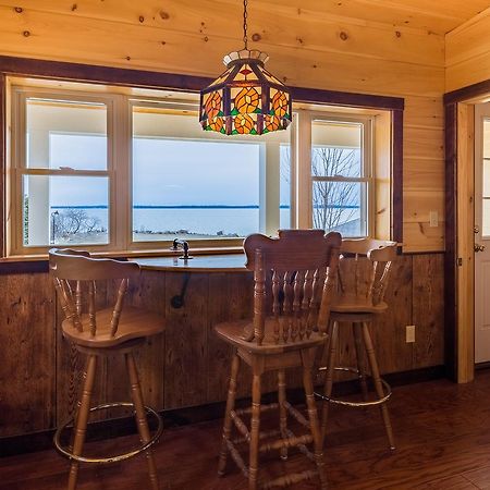 Beach Cottage Inn Линкольнвилл Экстерьер фото